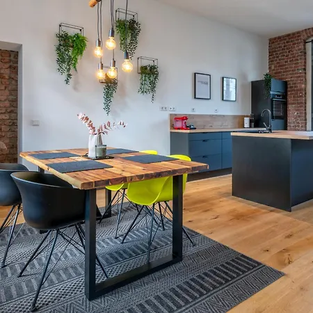 Warehouse Loft Appartamento *